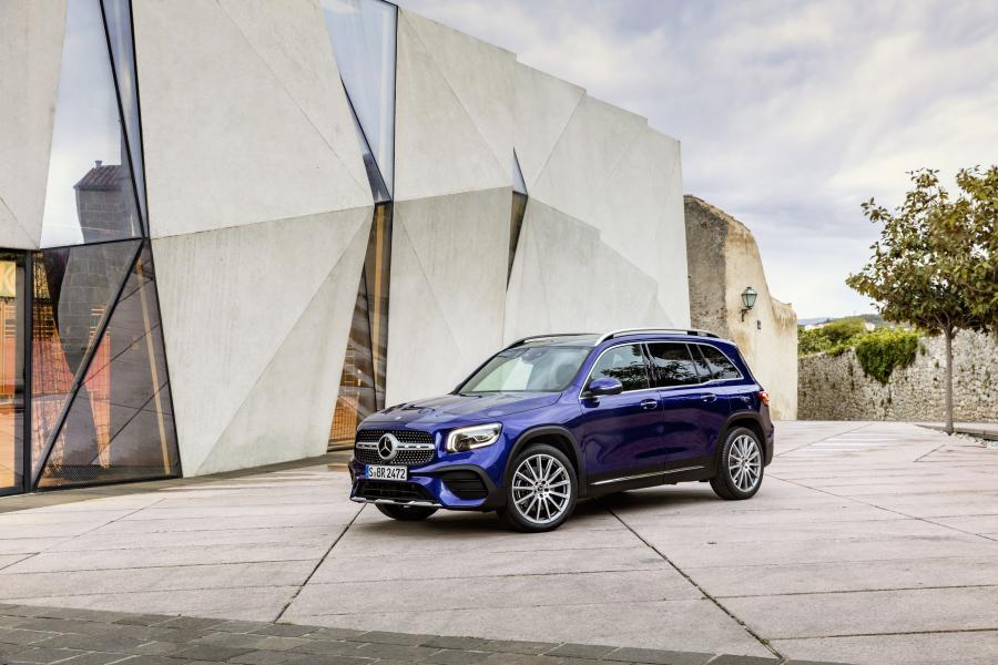  Mercedes-Benz GLB250 AMG Line (X247) 2019 года  (WW) (фото 13 из 47)